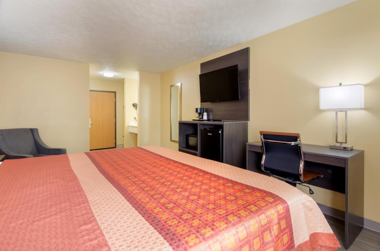 Americas Best Value Inn & Suites Independence Va Exteriör bild