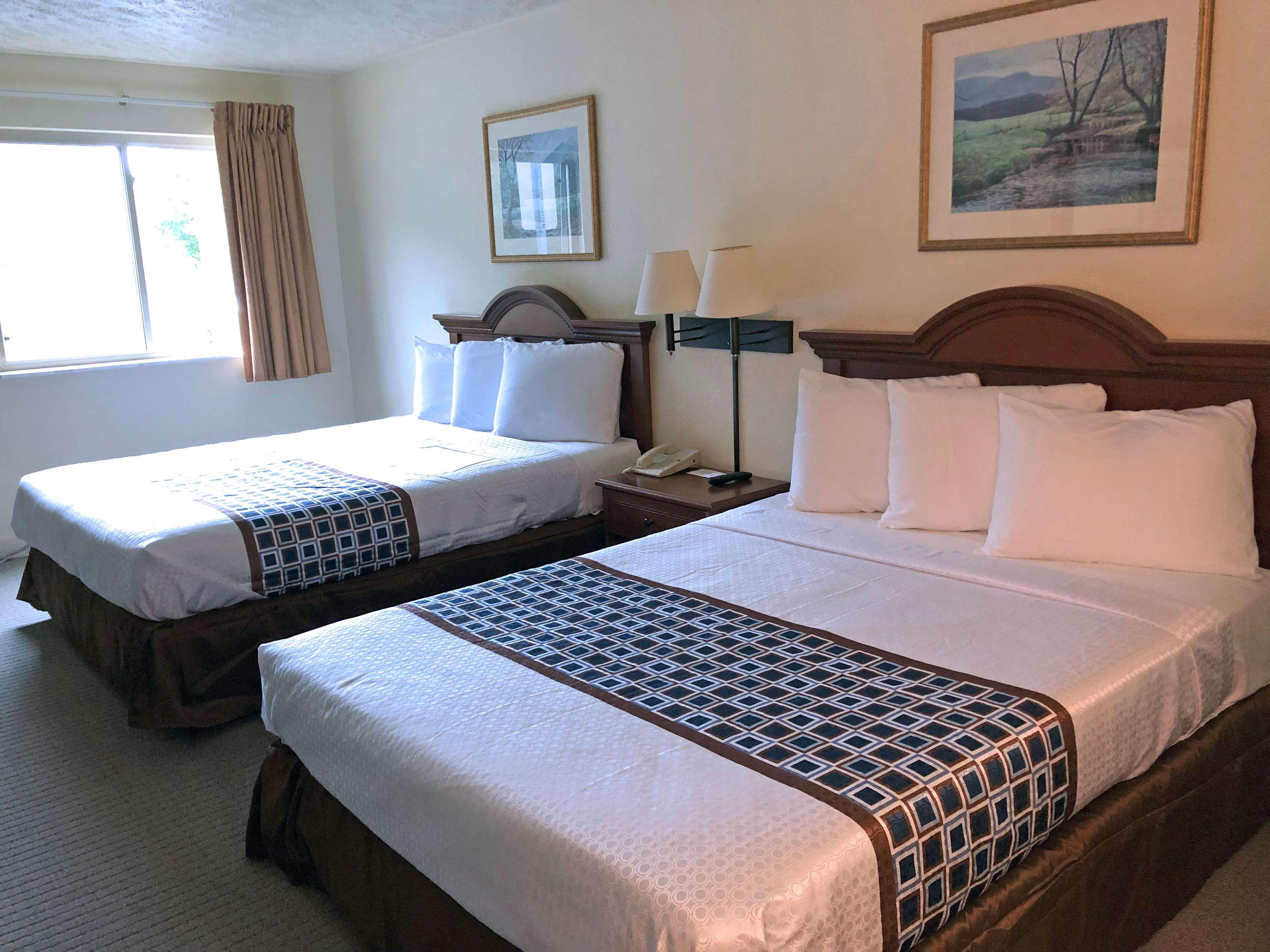 Americas Best Value Inn & Suites Independence Va Exteriör bild
