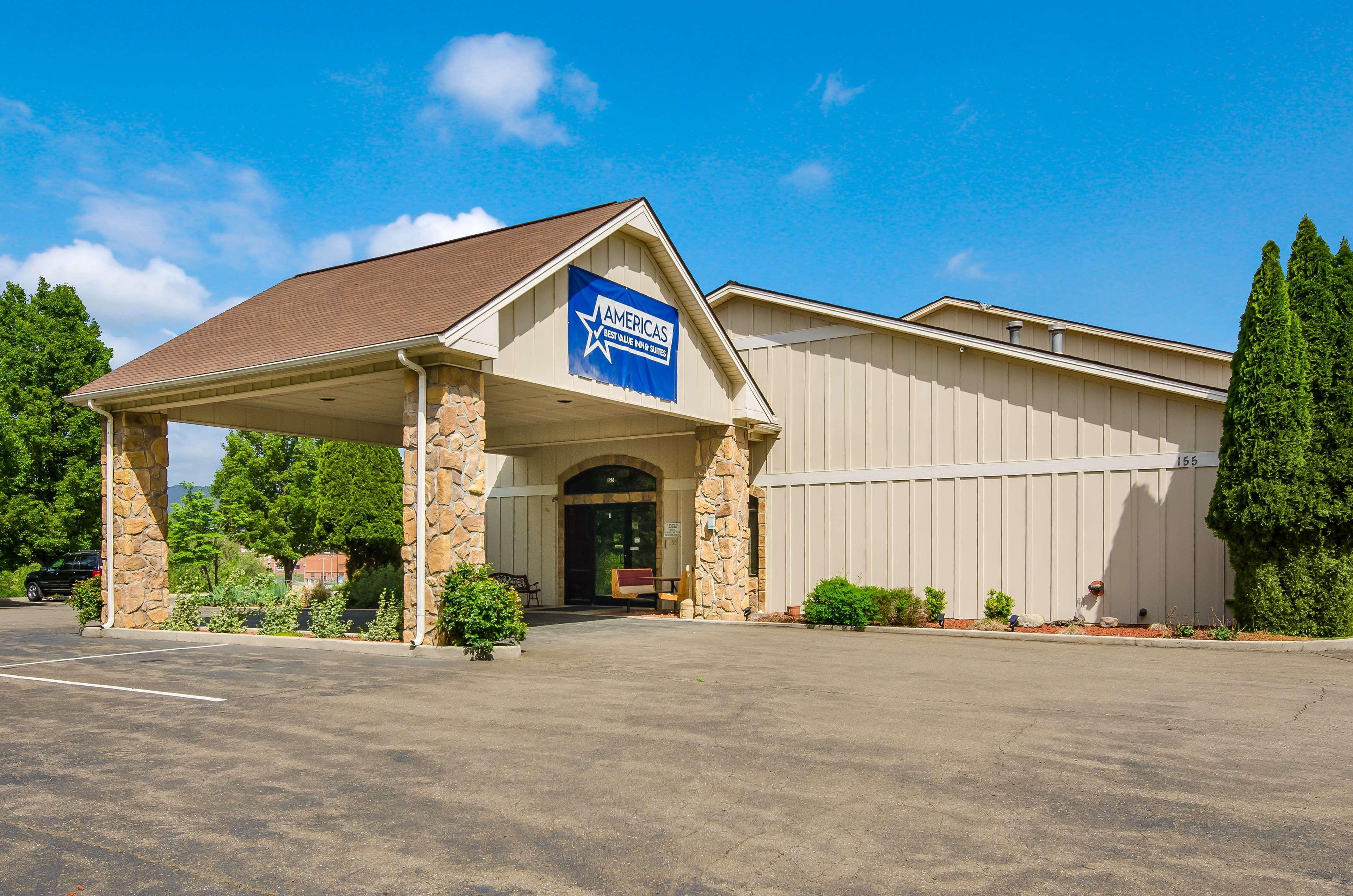 Americas Best Value Inn & Suites Independence Va Exteriör bild