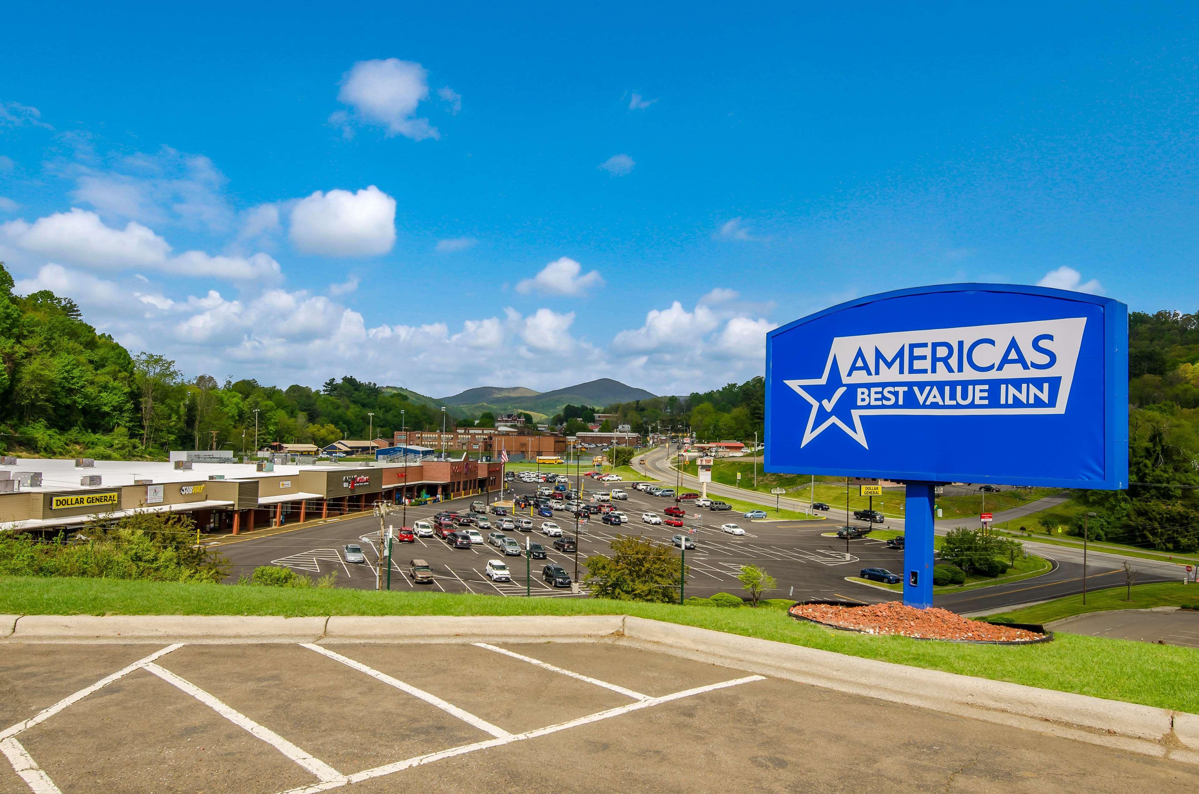 Americas Best Value Inn & Suites Independence Va Exteriör bild